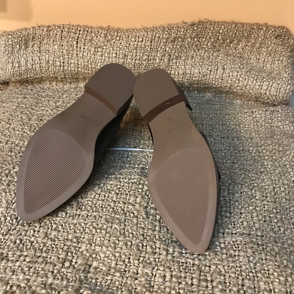 Women’s WIDE WIDTH cut out bootie black - Picture 4 of 5